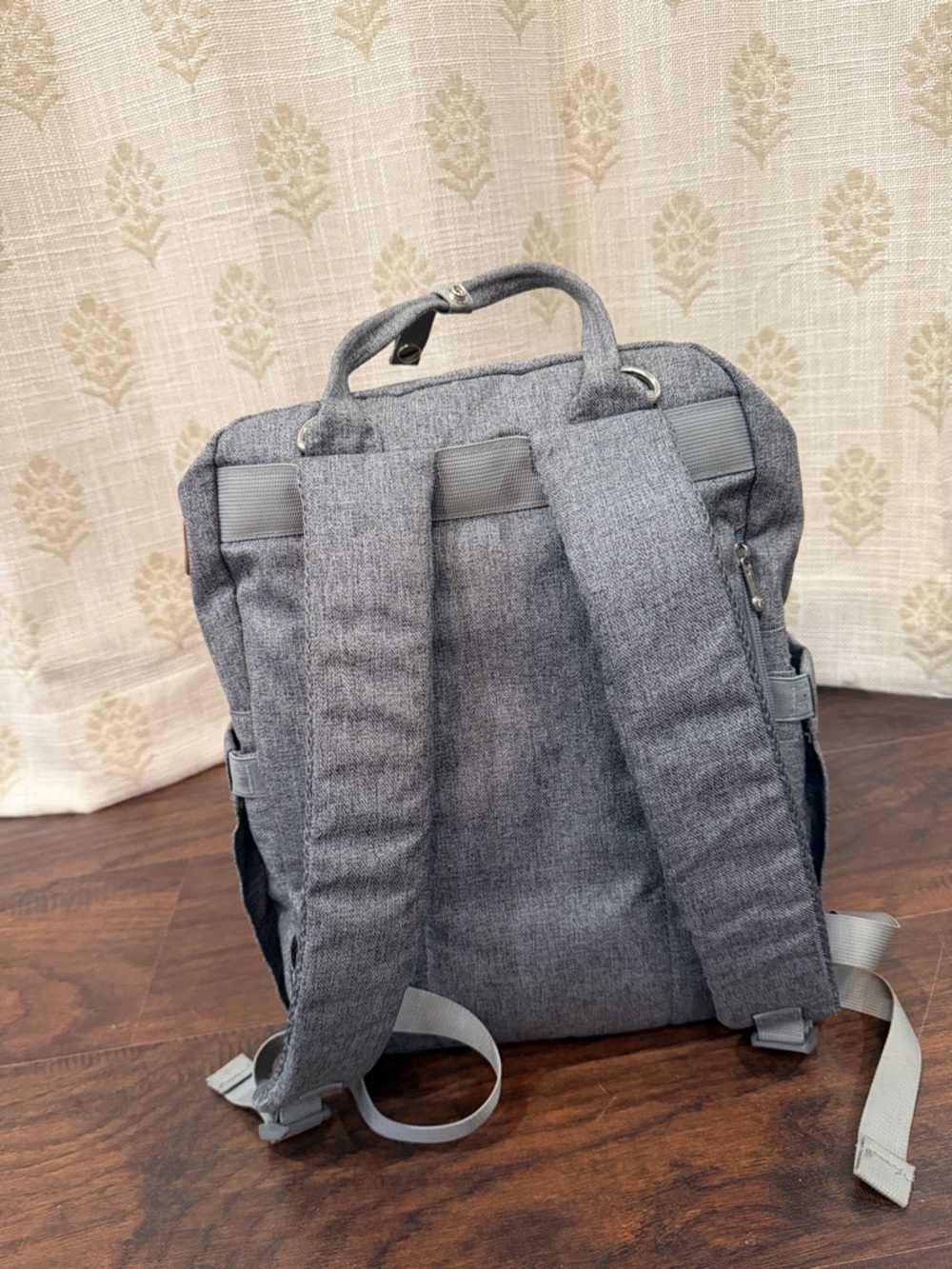 Ruvalino Gray Diaper Bag Backpack - Picture 6 of 6